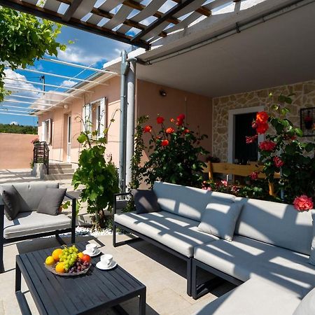 Villa Terra With Heated Pool Marina Luaran gambar